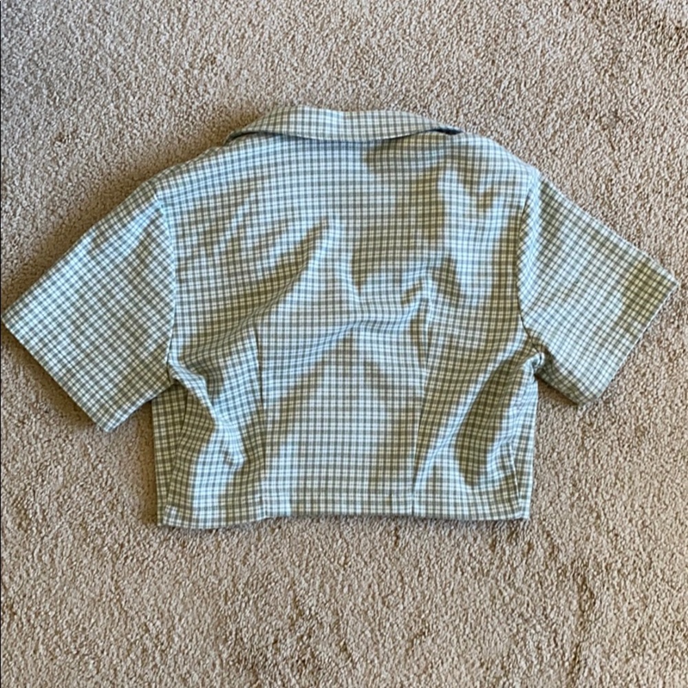 Brandy Melville green Vivian top - Picture 3 of 3